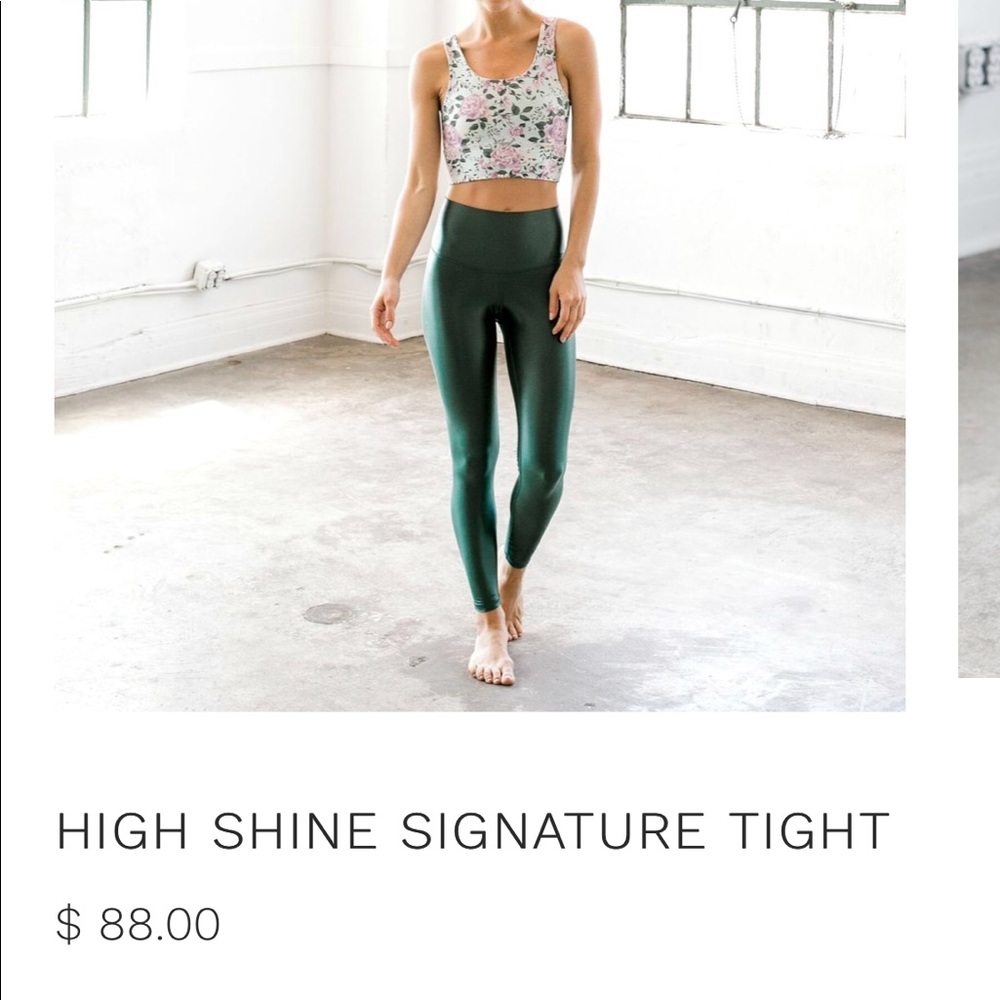 DYI high shine signature tight